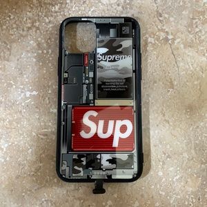 Supreme iPhone 11 Pro case